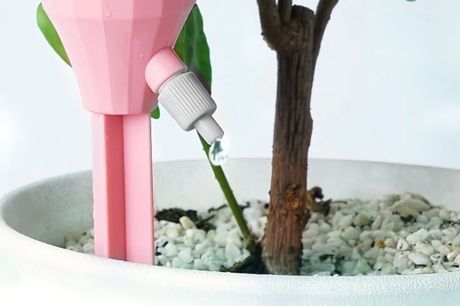 Adjustable Drip Irrigation Spikes for Potted Plants