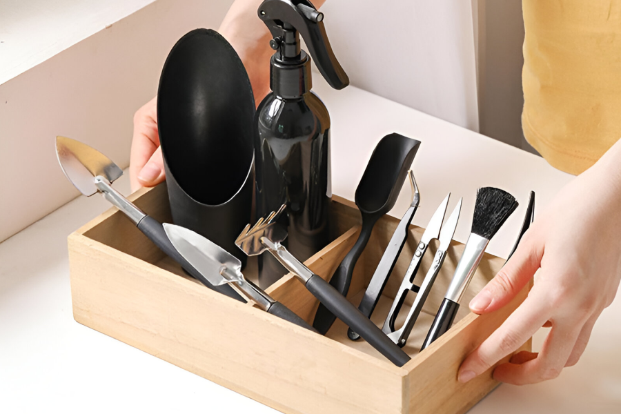 thoughtful gifts for new houses