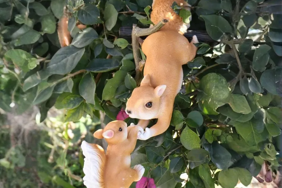 Outdoor Climbing Squirrel Figurine